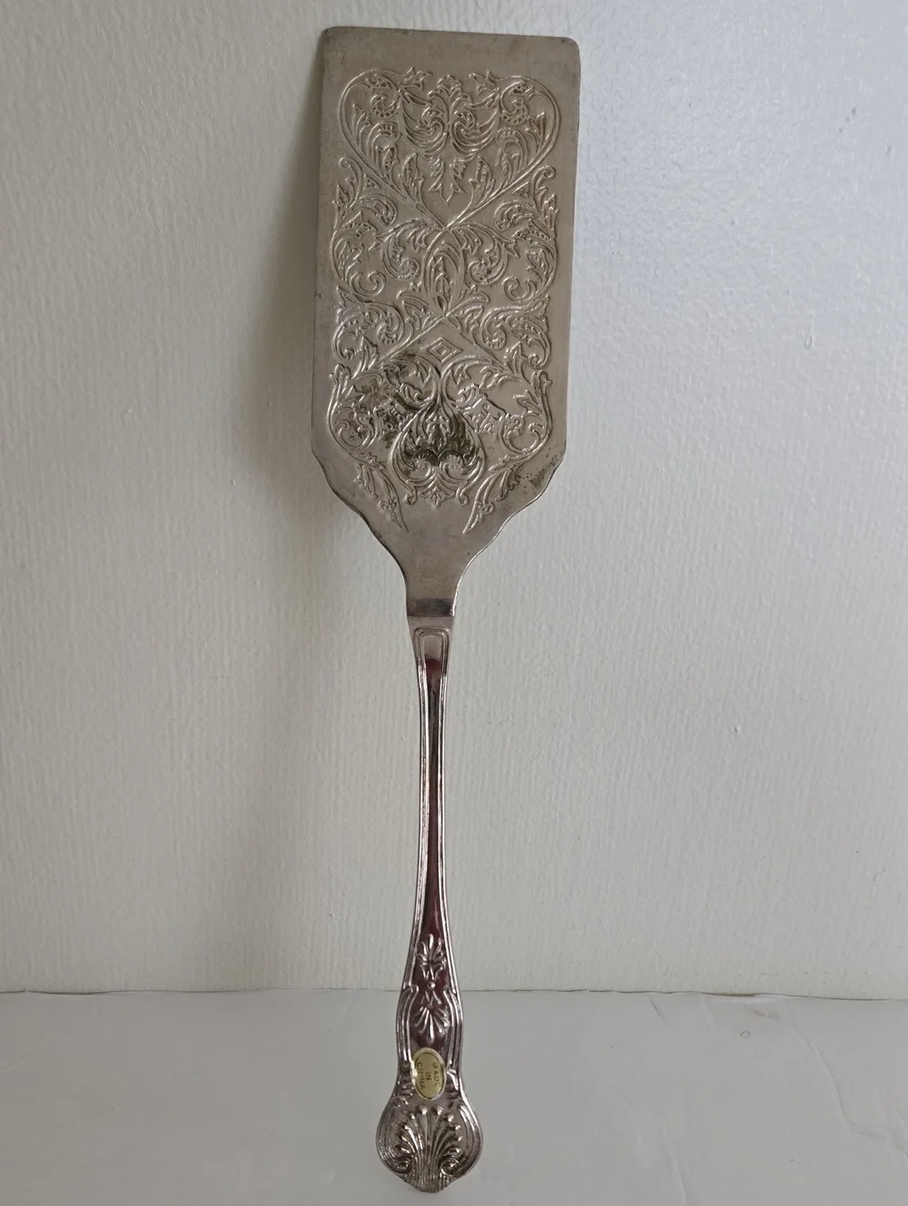 Silver Serving Spatchler